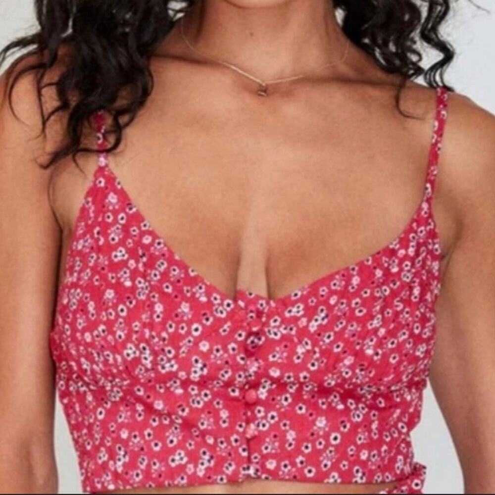 Princess Polly Ditzy Floral Crop Top Hot Pink Women’s